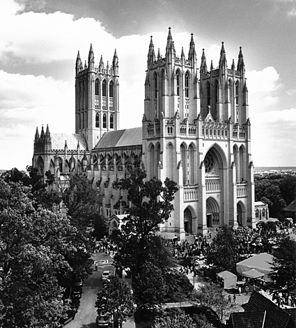 National Cathedral, Washington DC. Spring Fair