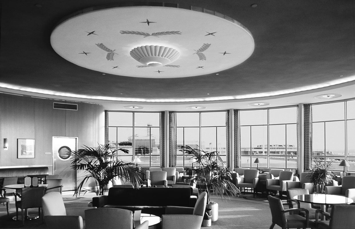 President’s Club, Continental Airlines, Washington National Airport.